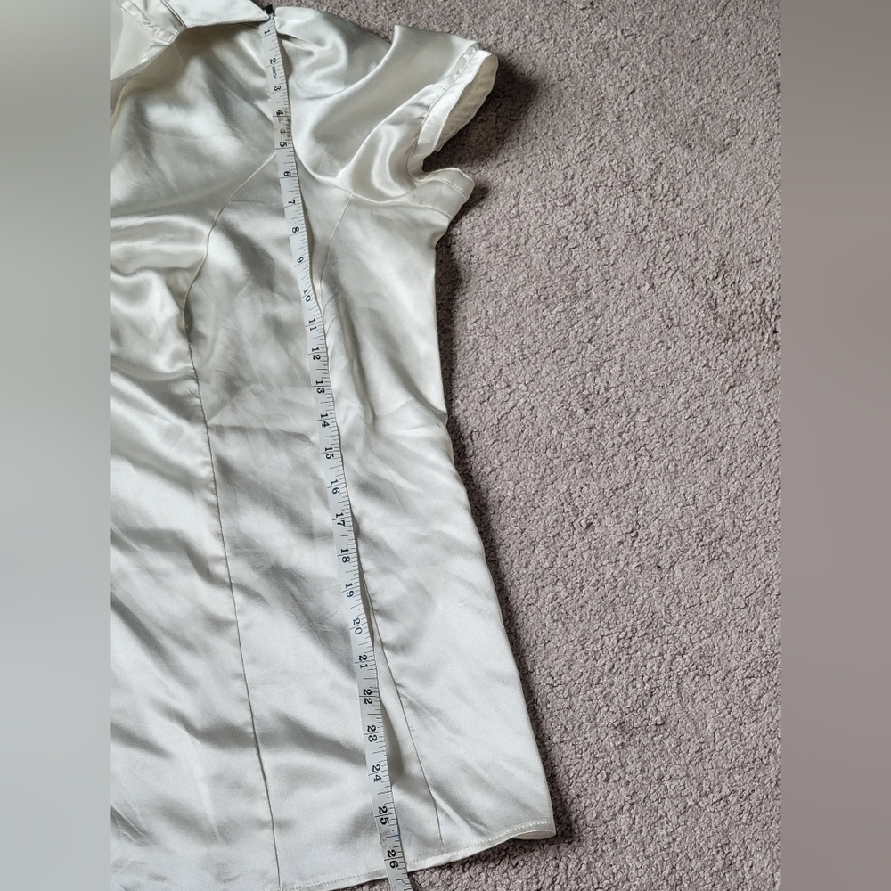 Women's Cream Puff-Sleeve Polo Blouse - Picture 8 of 8